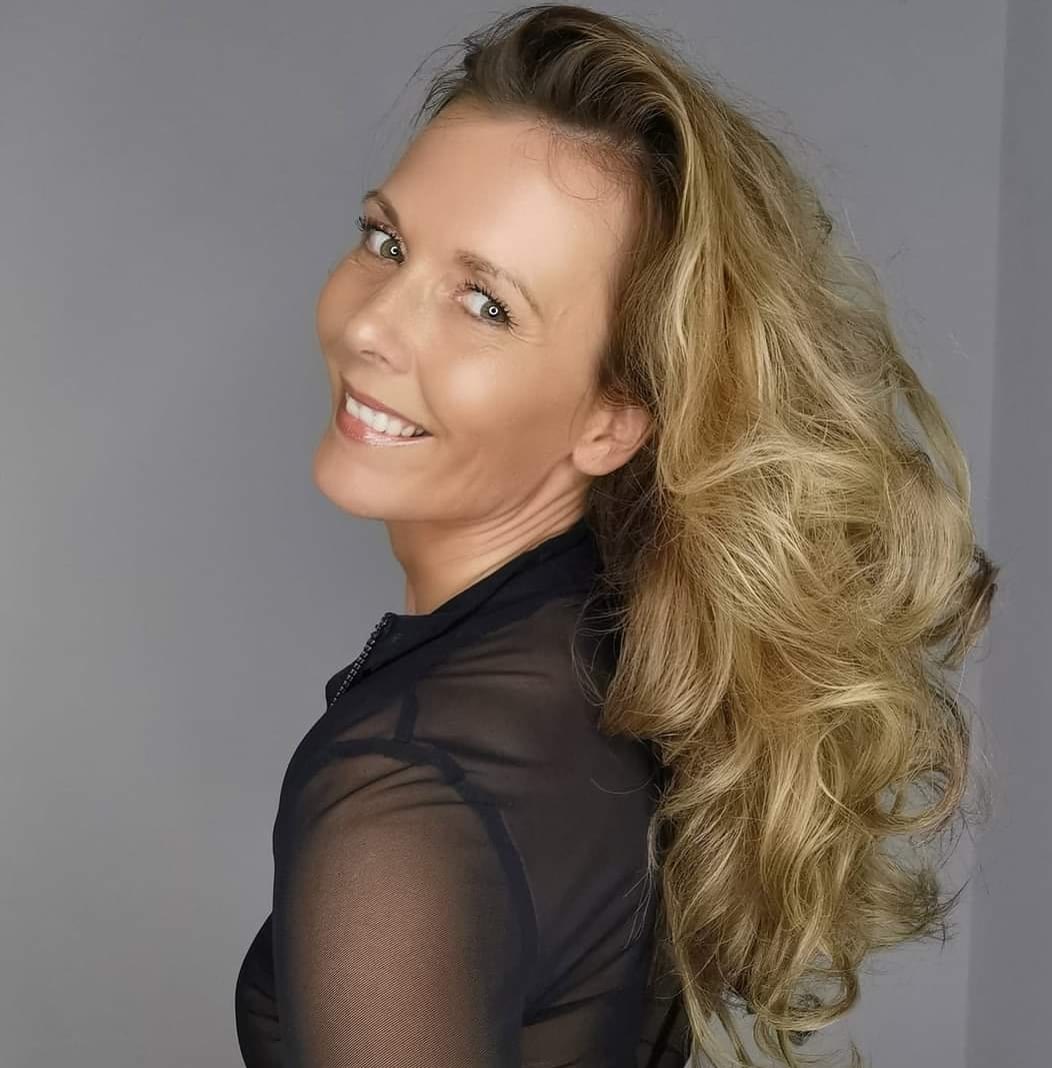 Silvia — eigenaar Hair & Beautysalon Silvia